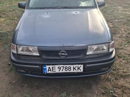 Сірий Опель Вектра, об'ємом двигуна 2 л та пробігом 126 тис. км за 1336 $, фото 1 на Automoto.ua