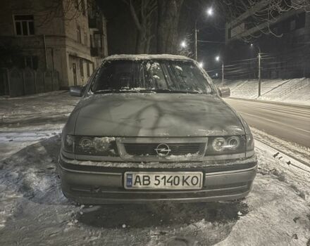 Сірий Опель Вектра, об'ємом двигуна 1.8 л та пробігом 200 тис. км за 550 $, фото 1 на Automoto.ua