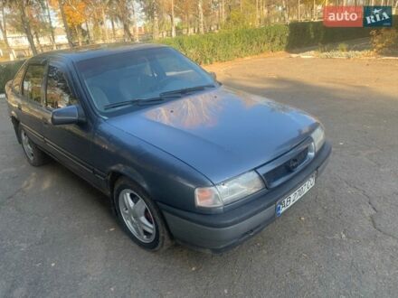 Серый Опель Вектра, объемом двигателя 2 л и пробегом 389 тыс. км за 1400 $, фото 1 на Automoto.ua