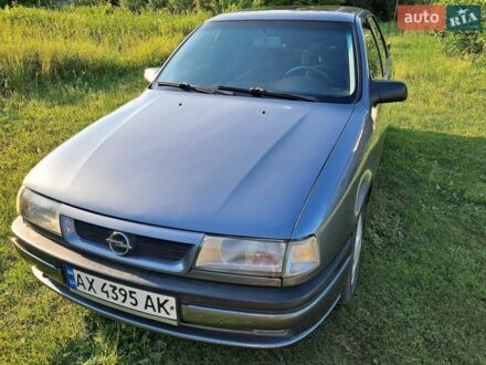 Сірий Опель Вектра, об'ємом двигуна 1.7 л та пробігом 400 тис. км за 2800 $, фото 1 на Automoto.ua