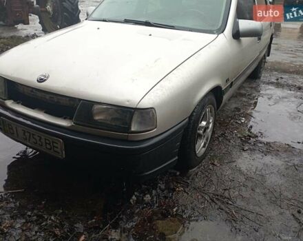 Серый Опель Вектра, объемом двигателя 0 л и пробегом 350 тыс. км за 1200 $, фото 1 на Automoto.ua