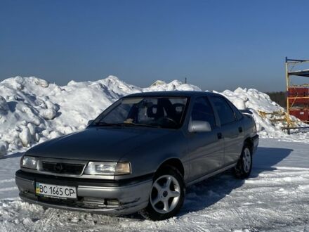 Сірий Опель Вектра, об'ємом двигуна 1.6 л та пробігом 250 тис. км за 1500 $, фото 1 на Automoto.ua