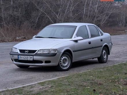 Серый Опель Вектра, объемом двигателя 1.8 л и пробегом 234 тыс. км за 1999 $, фото 1 на Automoto.ua