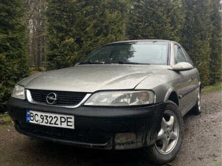 Серый Опель Вектра, объемом двигателя 1.6 л и пробегом 300 тыс. км за 2200 $, фото 1 на Automoto.ua