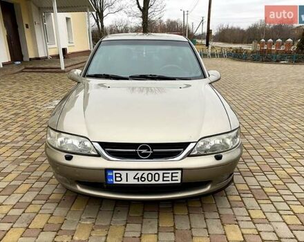 Серый Опель Вектра, объемом двигателя 2 л и пробегом 190 тыс. км за 2800 $, фото 1 на Automoto.ua