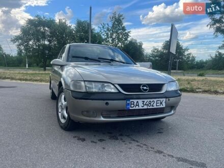 Сірий Опель Вектра, об'ємом двигуна 0 л та пробігом 380 тис. км за 2200 $, фото 1 на Automoto.ua