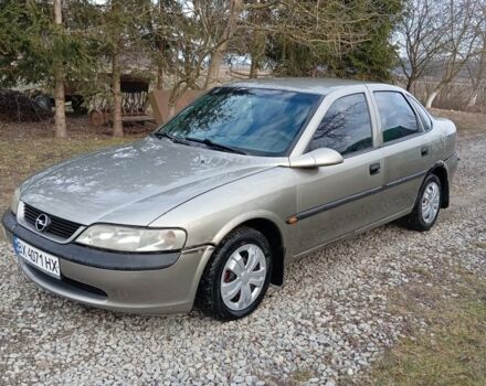 Сірий Опель Вектра, об'ємом двигуна 1.6 л та пробігом 400 тис. км за 900 $, фото 1 на Automoto.ua