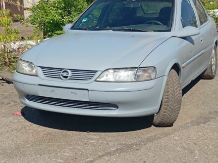 Опель Вектра 1996 в Славянске на Automoto.ua Серый Опель Вектра, объемом двигателя 1.6 л и пробегом 1 тыс. км за 1322 $, фото 1 на Automoto.ua
