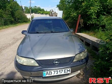 Опель Вектра 1996 в Ямполь на Automoto.ua Серый Опель Вектра, объемом двигателя 1.6 л и пробегом 123 тыс. км за 1400 $, фото 1 на Automoto.ua