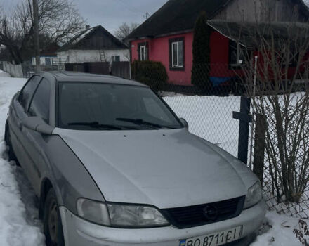 Серый Опель Вектра, объемом двигателя 1.7 л и пробегом 400 тыс. км за 650 $, фото 1 на Automoto.ua