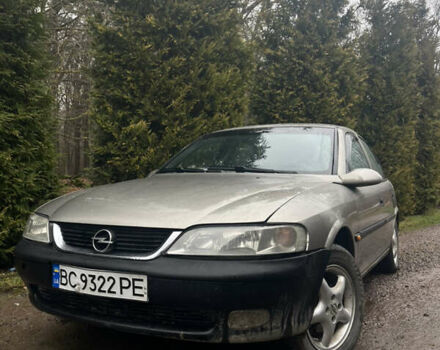 Серый Опель Вектра, объемом двигателя 1.6 л и пробегом 330 тыс. км за 1850 $, фото 1 на Automoto.ua
