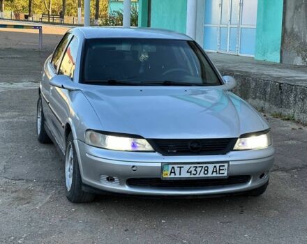 Сірий Опель Вектра, об'ємом двигуна 0 л та пробігом 320 тис. км за 1750 $, фото 1 на Automoto.ua