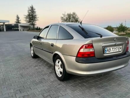 Серый Опель Вектра, объемом двигателя 1.6 л и пробегом 300 тыс. км за 1700 $, фото 1 на Automoto.ua