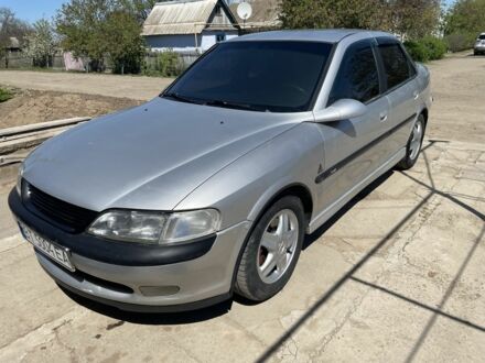 Сірий Опель Вектра, об'ємом двигуна 2 л та пробігом 3 тис. км за 2824 $, фото 1 на Automoto.ua