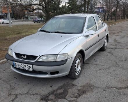 Серый Опель Вектра, объемом двигателя 1.8 л и пробегом 210 тыс. км за 1940 $, фото 1 на Automoto.ua