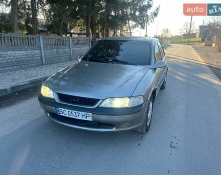 Серый Опель Вектра, объемом двигателя 1.8 л и пробегом 540 тыс. км за 2000 $, фото 1 на Automoto.ua