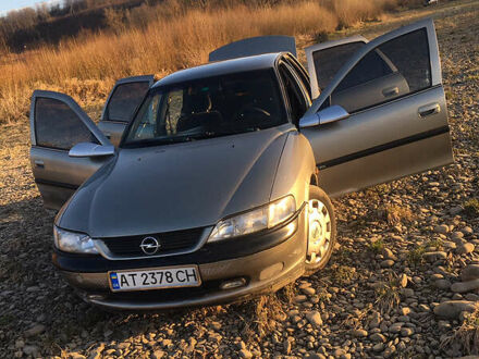 Опель Вектра 1997 у Галиче на Automoto.ua Сірий Опель Вектра, об'ємом двигуна 2.5 л та пробігом 360 тис. км за 2650 $, фото 1 на Automoto.ua