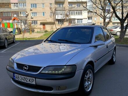 Серый Опель Вектра, объемом двигателя 1.6 л и пробегом 0 тыс. км за 2250 $, фото 1 на Automoto.ua