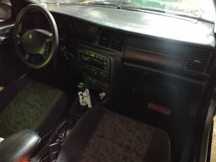 Сірий Опель Вектра, об'ємом двигуна 1.6 л та пробігом 358 тис. км за 1950 $, фото 1 на Automoto.ua