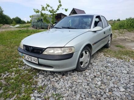 Опель Вектра 1997 у Львові на Automoto.ua Сірий Опель Вектра, об'ємом двигуна 1.8 л та пробігом 326 тис. км за 1450 $, фото 1 на Automoto.ua
