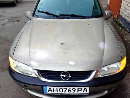 Сірий Опель Вектра, об'ємом двигуна 2 л та пробігом 352 тис. км за 2300 $, фото 1 на Automoto.ua