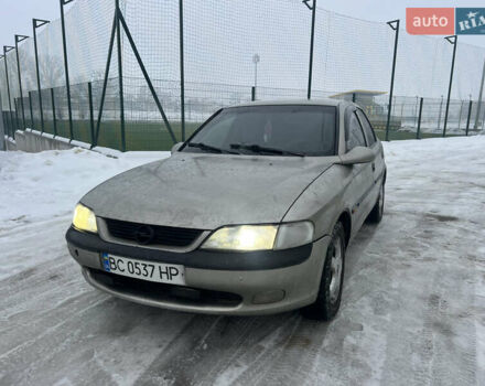 Серый Опель Вектра, объемом двигателя 1.8 л и пробегом 540 тыс. км за 2050 $, фото 1 на Automoto.ua