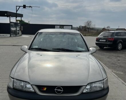 Серый Опель Вектра, объемом двигателя 1.8 л и пробегом 316 тыс. км за 2500 $, фото 1 на Automoto.ua