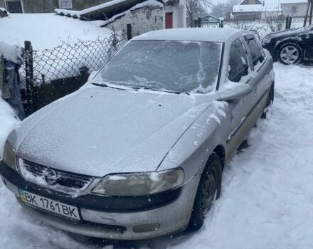 Серый Опель Вектра, объемом двигателя 1.6 л и пробегом 330 тыс. км за 1300 $, фото 1 на Automoto.ua