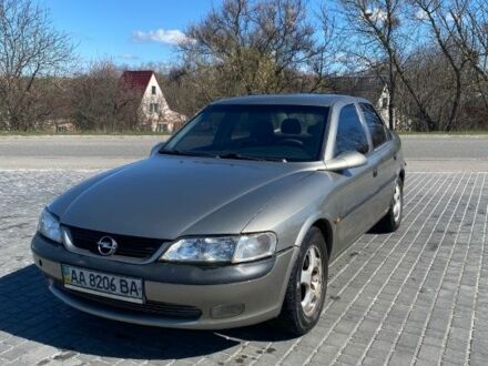 Опель Вектра 1998 в Фастове на Automoto.ua Серый Опель Вектра, объемом двигателя 1.6 л и пробегом 360 тыс. км за 2300 $, фото 1 на Automoto.ua
