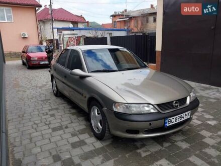 Опель Вектра 1998 у Болехове на Automoto.ua Сірий Опель Вектра, об'ємом двигуна 1.8 л та пробігом 375 тис. км за 2200 $, фото 1 на Automoto.ua
