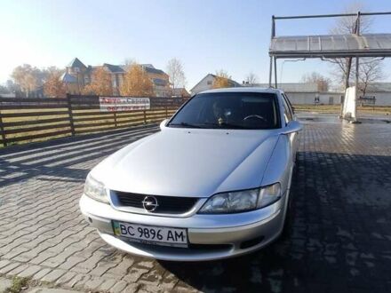 Опель Вектра 1998 в Самборе на Automoto.ua Серый Опель Вектра, объемом двигателя 1.8 л и пробегом 200 тыс. км за 3700 $, фото 1 на Automoto.ua