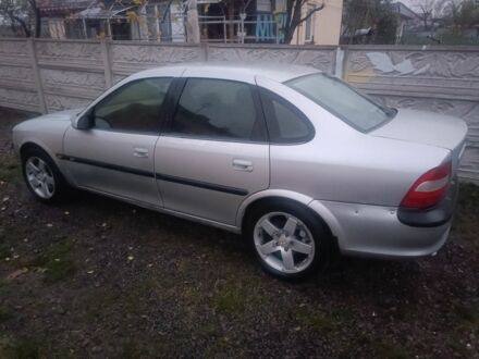 Серый Опель Вектра, объемом двигателя 2 л и пробегом 237 тыс. км за 2200 $, фото 1 на Automoto.ua