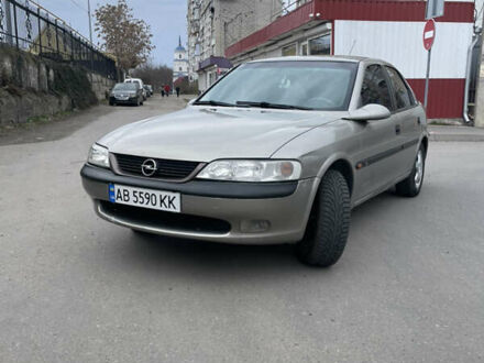 Опель Вектра 1998 у Могилев-Подольском на Automoto.ua Сірий Опель Вектра, об'ємом двигуна 1.8 л та пробігом 250 тис. км за 2600 $, фото 1 на Automoto.ua