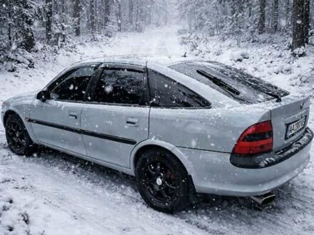 Серый Опель Вектра, объемом двигателя 2 л и пробегом 311 тыс. км за 2600 $, фото 1 на Automoto.ua