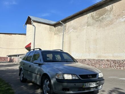 Сірий Опель Вектра, об'ємом двигуна 1.6 л та пробігом 300 тис. км за 1600 $, фото 1 на Automoto.ua