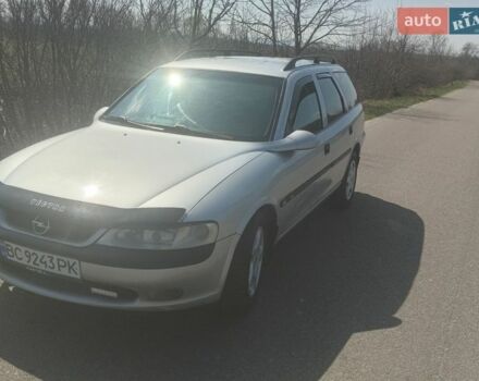 Серый Опель Вектра, объемом двигателя 1.8 л и пробегом 328 тыс. км за 2200 $, фото 1 на Automoto.ua