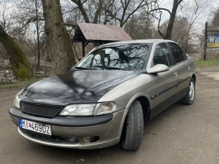 Сірий Опель Вектра, об'ємом двигуна 2 л та пробігом 280 тис. км за 700 $, фото 1 на Automoto.ua