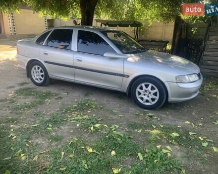 Серый Опель Вектра, объемом двигателя 1.6 л и пробегом 340 тыс. км за 1600 $, фото 1 на Automoto.ua