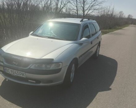 Серый Опель Вектра, объемом двигателя 1.8 л и пробегом 328 тыс. км за 2200 $, фото 1 на Automoto.ua