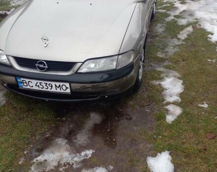 Серый Опель Вектра, объемом двигателя 1.8 л и пробегом 276 тыс. км за 2800 $, фото 1 на Automoto.ua