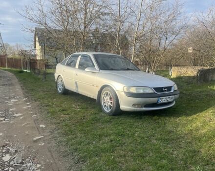Серый Опель Вектра, объемом двигателя 2 л и пробегом 400 тыс. км за 1450 $, фото 1 на Automoto.ua