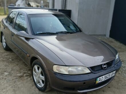 Серый Опель Вектра, объемом двигателя 1.6 л и пробегом 360 тыс. км за 1600 $, фото 1 на Automoto.ua