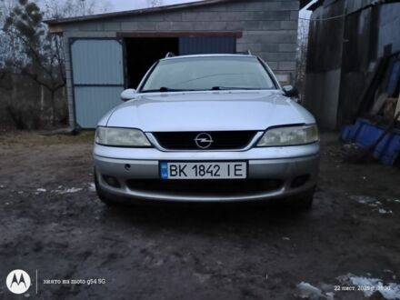 Сірий Опель Вектра, об'ємом двигуна 2 л та пробігом 210 тис. км за 1999 $, фото 1 на Automoto.ua