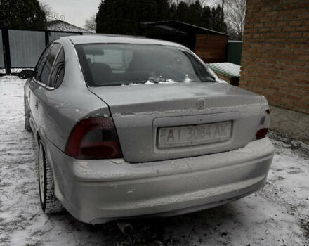 Серый Опель Вектра, объемом двигателя 1.8 л и пробегом 385 тыс. км за 2200 $, фото 1 на Automoto.ua