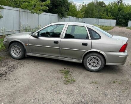 Серый Опель Вектра, объемом двигателя 1.6 л и пробегом 240 тыс. км за 2200 $, фото 1 на Automoto.ua