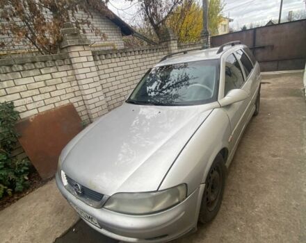 Серый Опель Вектра, объемом двигателя 1.5 л и пробегом 200 тыс. км за 2200 $, фото 1 на Automoto.ua