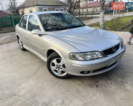 Серый Опель Вектра, объемом двигателя 2 л и пробегом 232 тыс. км за 2700 $, фото 1 на Automoto.ua
