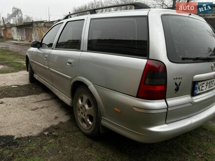 Сірий Опель Вектра, об'ємом двигуна 2 л та пробігом 330 тис. км за 2499 $, фото 1 на Automoto.ua