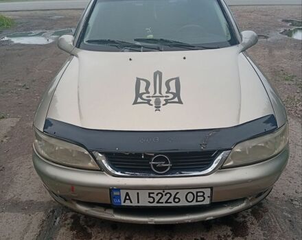 Серый Опель Вектра, объемом двигателя 2 л и пробегом 446 тыс. км за 1500 $, фото 1 на Automoto.ua