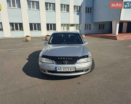 Сірий Опель Вектра, об'ємом двигуна 1.8 л та пробігом 181 тис. км за 3500 $, фото 1 на Automoto.ua